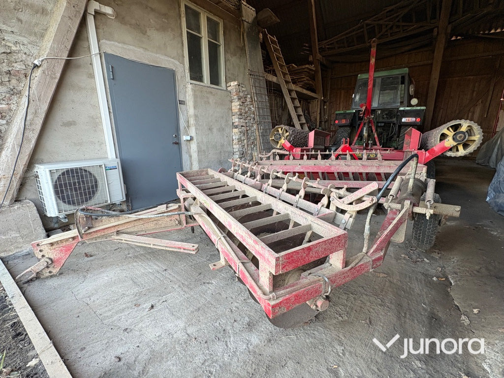 Tallriksharv – Lilla Harrie, 2x9 - משדדת דיסק: תמונה 1 Tallriksharv – Lilla Harrie, 2x9 - משדדת דיסק: תמונה 1