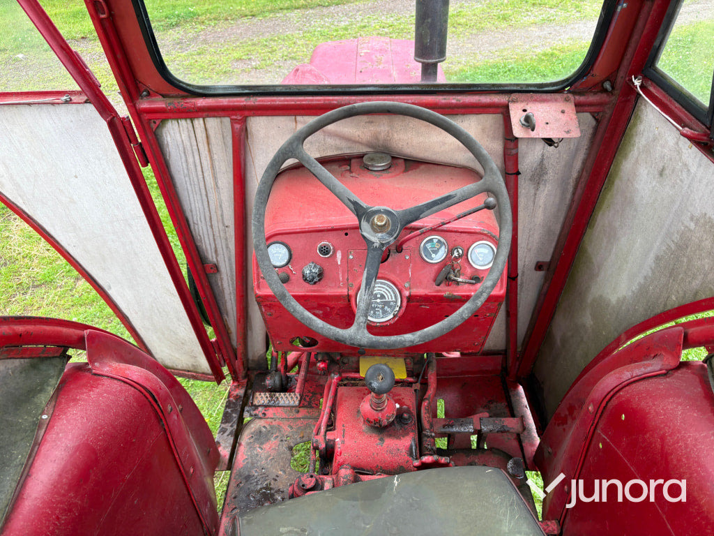 Traktor - International Harvester, B-275 - טרקטור חקלאי: תמונה 5 Traktor - International Harvester, B-275 - טרקטור חקלאי: תמונה 5