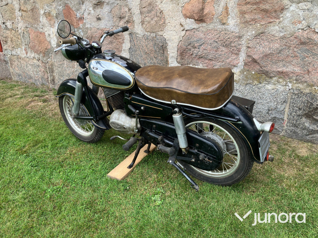 ZUNDAPP 201S - אופנוע: תמונה 2 ZUNDAPP 201S - אופנוע: תמונה 2