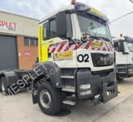 MAN TGS 33.400 - משאית עם שלדת תא: תמונה 2 MAN TGS 33.400 - משאית עם שלדת תא: תמונה 2