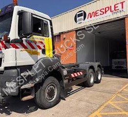 MAN TGS 33.400 - משאית עם שלדת תא: תמונה 1 MAN TGS 33.400 - משאית עם שלדת תא: תמונה 1