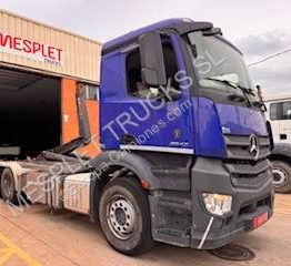 Mercedes Actros 2842 - משאית הרמת וו: תמונה 2 Mercedes Actros 2842 - משאית הרמת וו: תמונה 2