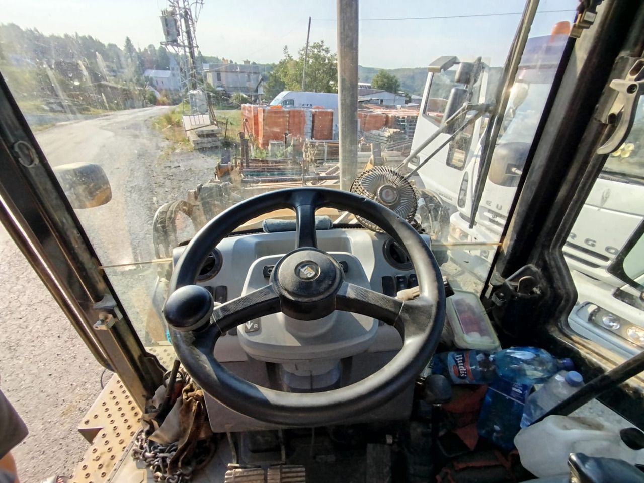 CATERPILLAR 472F2 - מחפרון: תמונה 5 CATERPILLAR 472F2 - מחפרון: תמונה 5