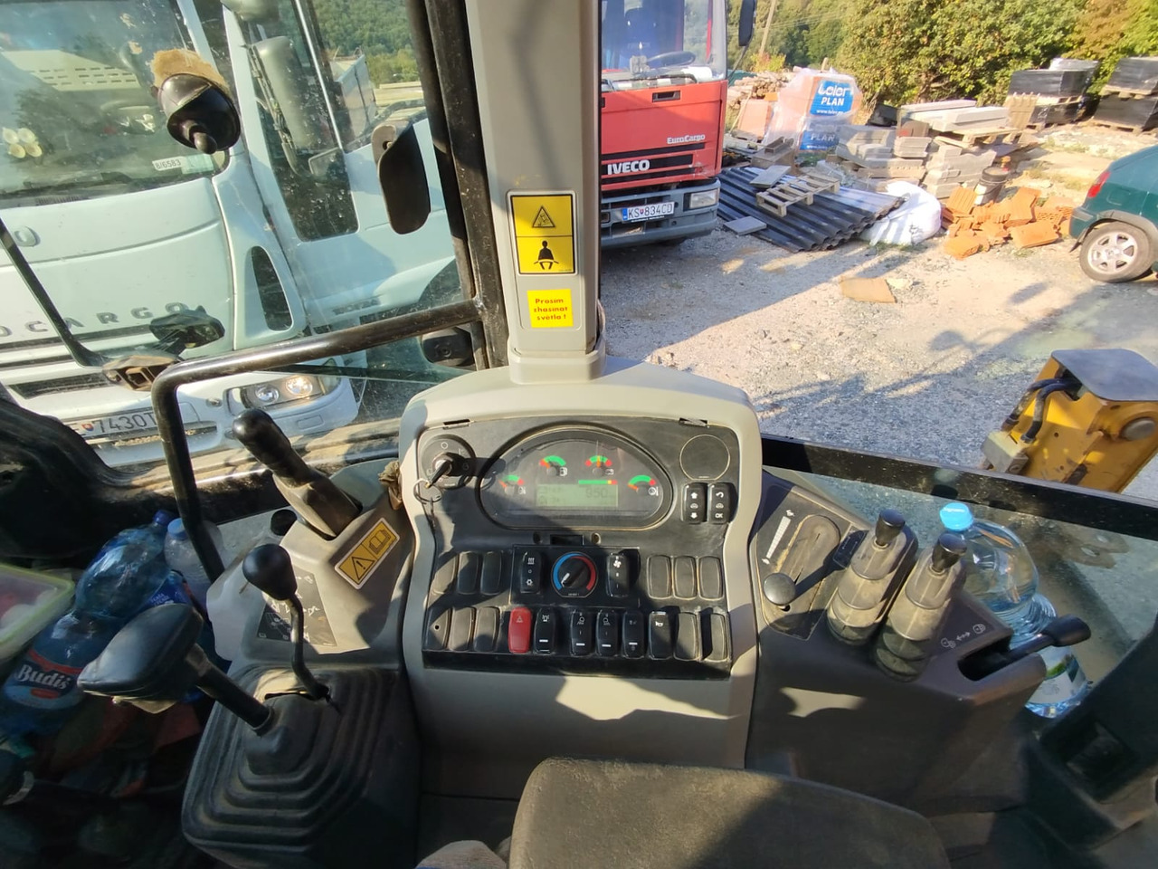 CATERPILLAR 472F2 - מחפרון: תמונה 4 CATERPILLAR 472F2 - מחפרון: תמונה 4