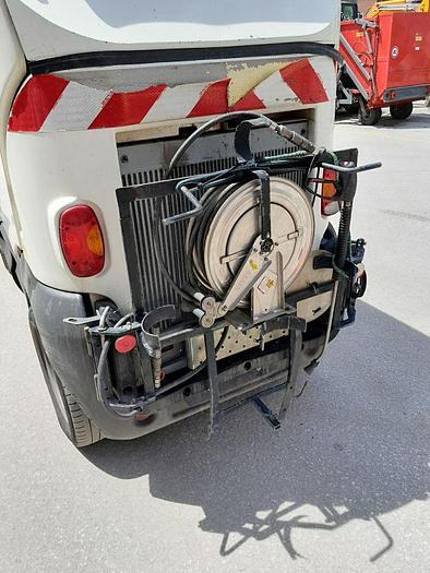 Mathieu Azura MC200 - מטאטא כבישים: תמונה 4 Mathieu Azura MC200 - מטאטא כבישים: תמונה 4