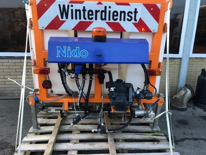 Nido CSP1000 VCL - מפזר חול/ מלח: תמונה 2 Nido CSP1000 VCL - מפזר חול/ מלח: תמונה 2
