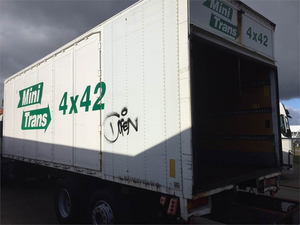 8,6 mtr alu kasse med sideåbning til lift - גוף שטוח: תמונה 3 8,6 mtr alu kasse med sideåbning til lift - גוף שטוח: תמונה 3