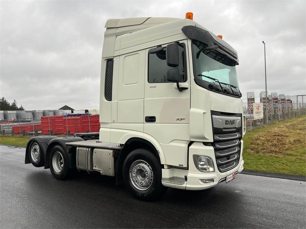 DAF XF 530 6x2 FTR - יחידת טרקטור: תמונה 2 DAF XF 530 6x2 FTR - יחידת טרקטור: תמונה 2