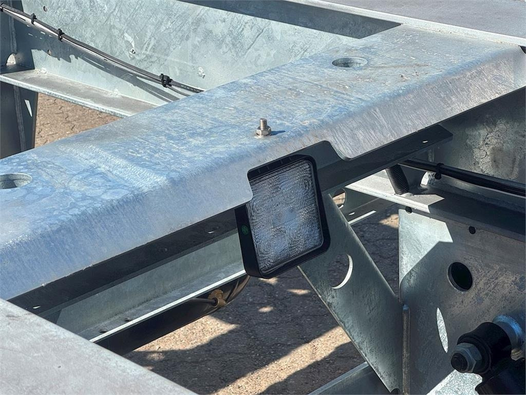 Hangler 20 ton til alle veksellads typer - קרון נגרר מוביל מכולות/ החלפת גוף: תמונה 4 Hangler 20 ton til alle veksellads typer - קרון נגרר מוביל מכולות/ החלפת גוף: תמונה 4