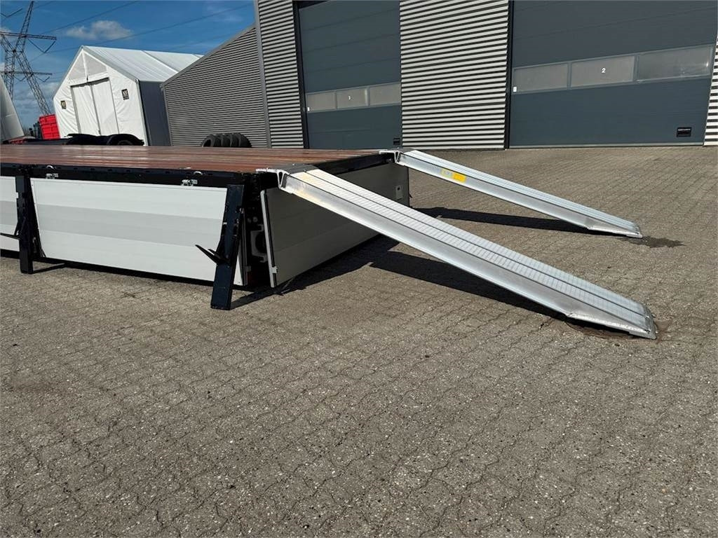 Hangler 3-aks kærre alu-sider + alu-ramper - קרון נגרר צד נופל/ שטוח: תמונה 4 Hangler 3-aks kærre alu-sider + alu-ramper - קרון נגרר צד נופל/ שטוח: תמונה 4