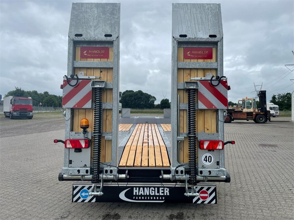 Hangler DTL-H 300 30-24 ton maskin hænger til traktor - קרון נגרר עם מטען נמוך: תמונה 5 Hangler DTL-H 300 30-24 ton maskin hænger til traktor - קרון נגרר עם מטען נמוך: תמונה 5