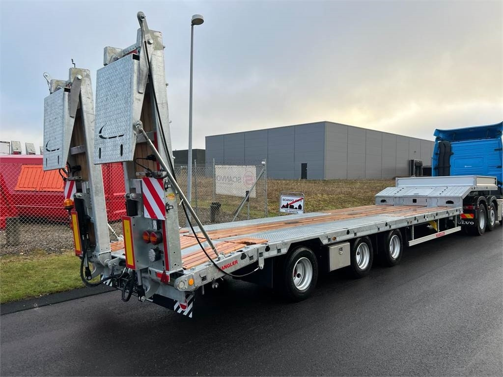 Hangler SDS-H 510-T 3-aks maskintrailer - dobbelt ramper - סמיטריילר עם מטען נמוך: תמונה 2 Hangler SDS-H 510-T 3-aks maskintrailer - dobbelt ramper - סמיטריילר עם מטען נמוך: תמונה 2