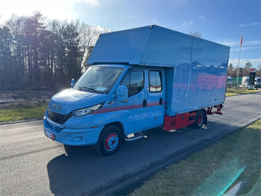 Iveco Daily 70C18 - dobbelt cab - משאית תיבה: תמונה 1 Iveco Daily 70C18 - dobbelt cab - משאית תיבה: תמונה 1
