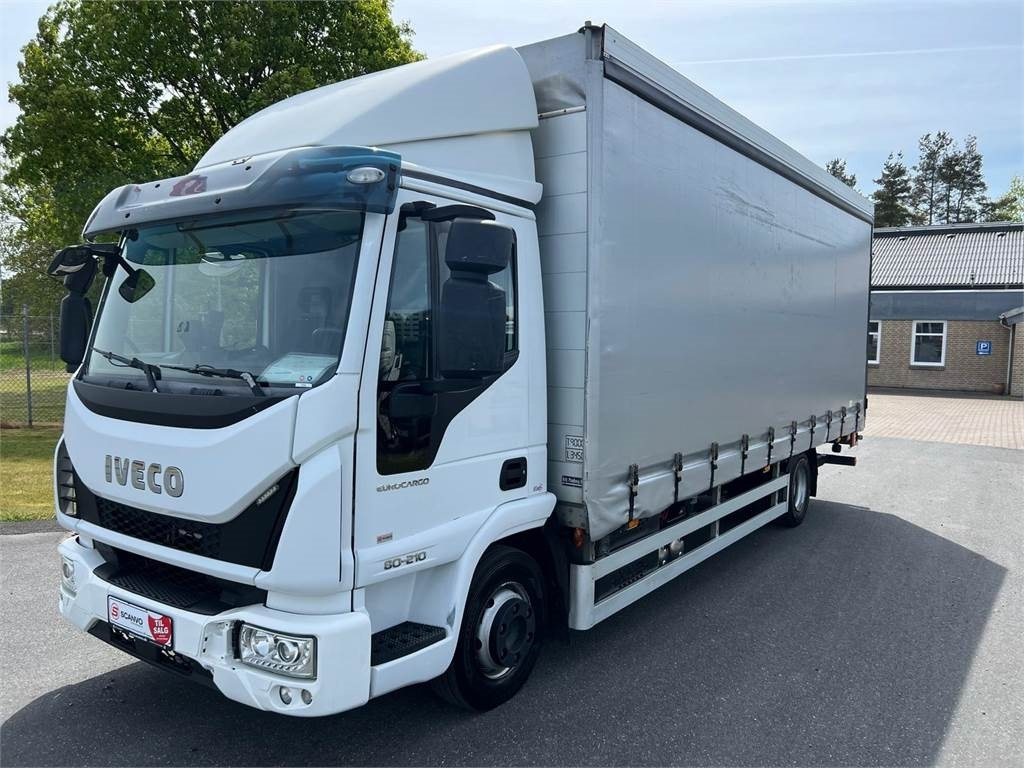 Iveco Eurocargo 8E21P 4x2 - משאית וילונות צד: תמונה 4 Iveco Eurocargo 8E21P 4x2 - משאית וילונות צד: תמונה 4