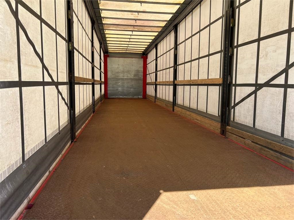 Kel-Berg D100V 13,6 mtr gardin - lodretstående lift - סמיטריילר עם וילונות צד: תמונה 5 Kel-Berg D100V 13,6 mtr gardin - lodretstående lift - סמיטריילר עם וילונות צד: תמונה 5