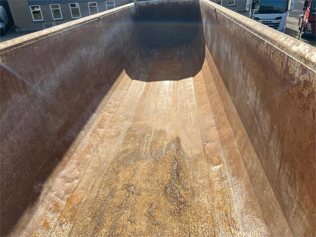 Langendorf 35,4m3 Hardox SKS-HS 30-9,9 mtr  - סמיטריילר עם מזהיר: תמונה 4 Langendorf 35,4m3 Hardox SKS-HS 30-9,9 mtr  - סמיטריילר עם מזהיר: תמונה 4