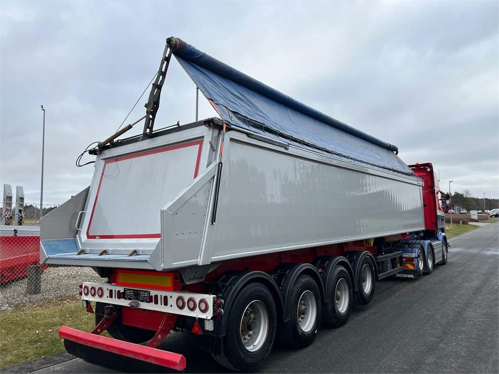 Langendorf 36 m3 4 akslet SKA 36 alu tiptrailer - סמיטריילר עם מזהיר: תמונה 5 Langendorf 36 m3 4 akslet SKA 36 alu tiptrailer - סמיטריילר עם מזהיר: תמונה 5