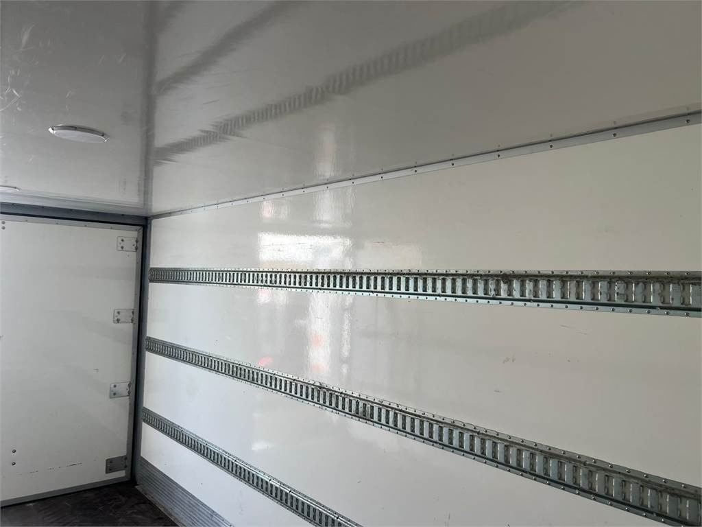 MAN TGL 8-220 4x2 BL incl. 2 stk veksellad - משאית תיבה: תמונה 3 MAN TGL 8-220 4x2 BL incl. 2 stk veksellad - משאית תיבה: תמונה 3