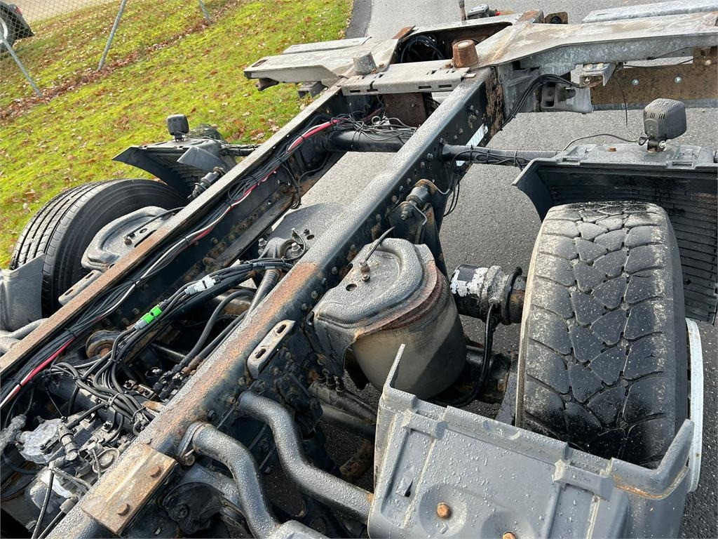 מוביל מכולות/ משאית החלפת גוף MAN TGS 26-440 6x2-4 LL: תמונה 17 מוביל מכולות/ משאית החלפת גוף MAN TGS 26-440 6x2-4 LL: תמונה 17