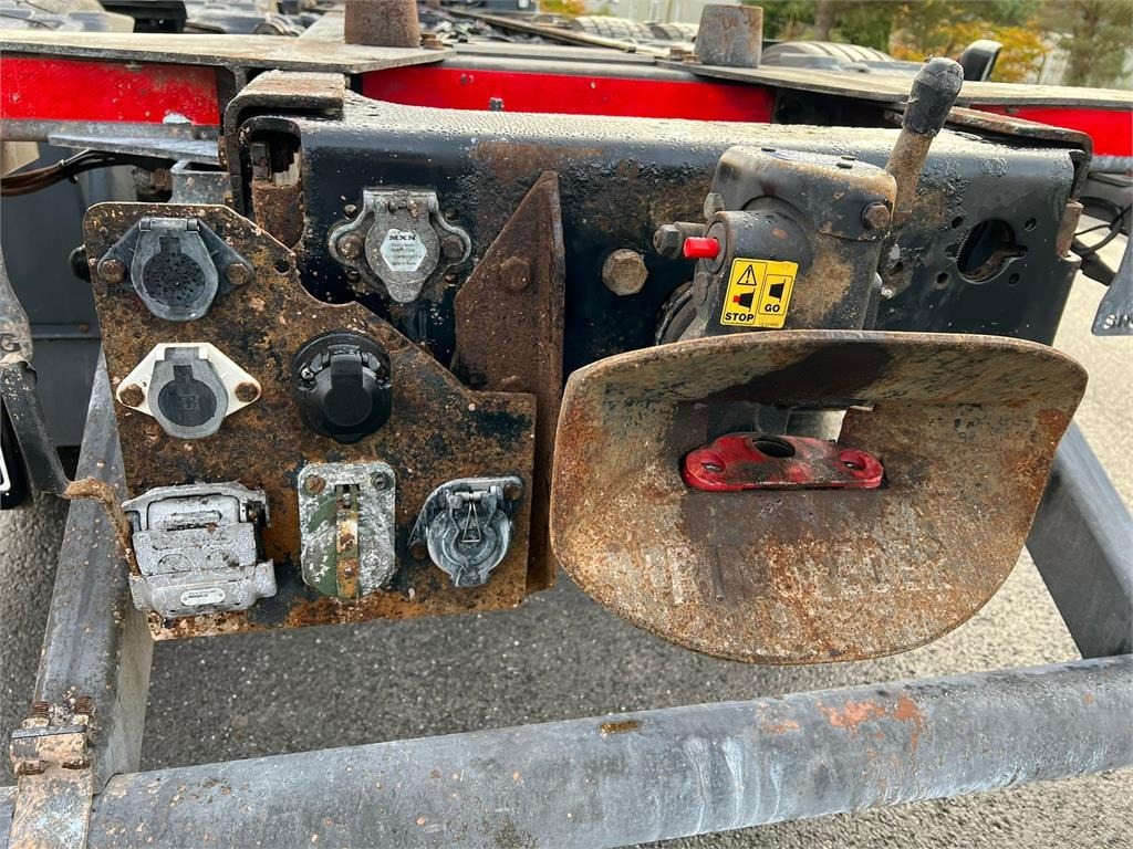 מוביל מכולות/ משאית החלפת גוף MAN TGS 26-440 6x2-4 LL: תמונה 13 מוביל מכולות/ משאית החלפת גוף MAN TGS 26-440 6x2-4 LL: תמונה 13