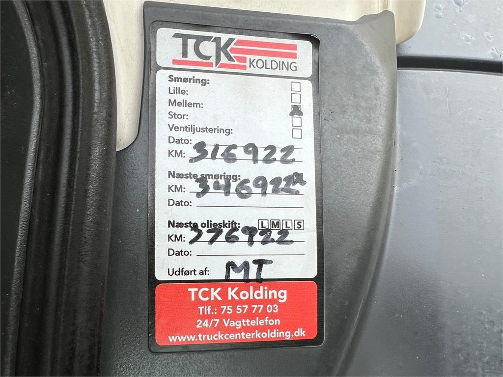 מוביל מכולות/ משאית החלפת גוף MAN TGS 26-440 6x2-4 LL: תמונה 23 מוביל מכולות/ משאית החלפת גוף MAN TGS 26-440 6x2-4 LL: תמונה 23