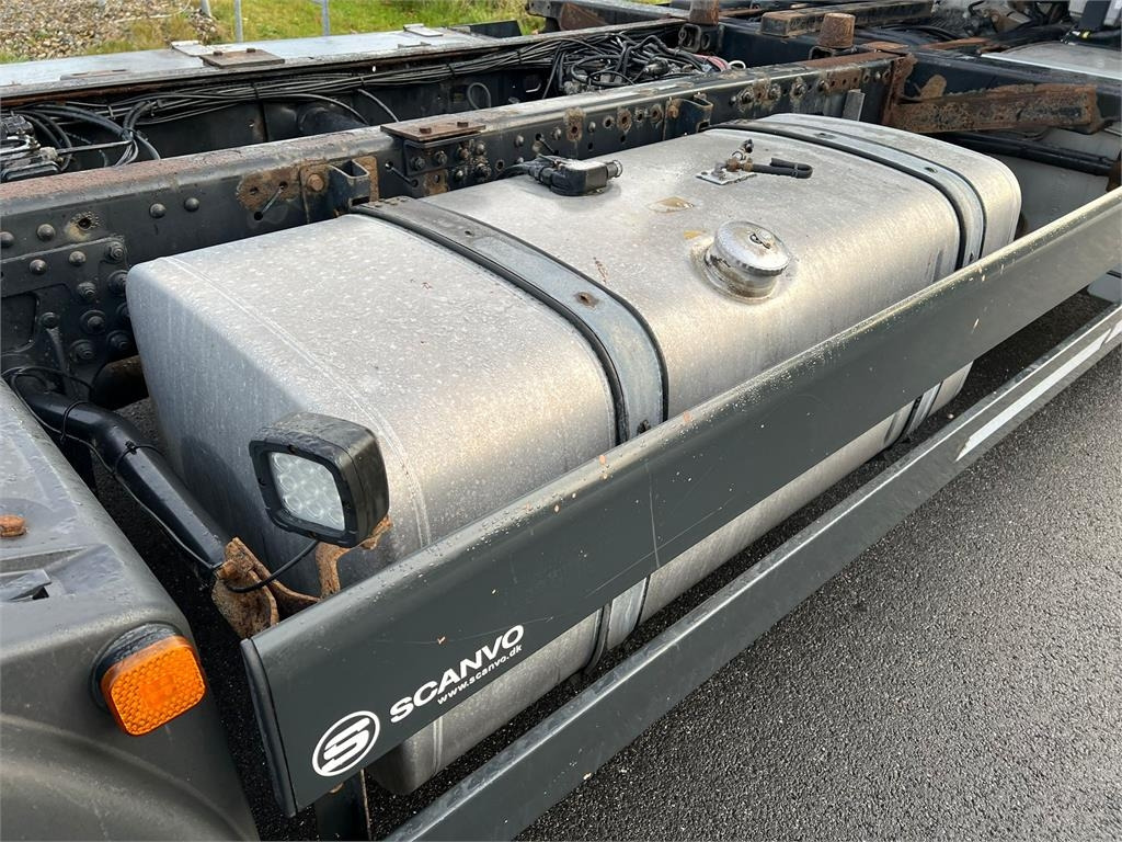 מוביל מכולות/ משאית החלפת גוף MAN TGS 26-440 6x2-4 LL: תמונה 15 מוביל מכולות/ משאית החלפת גוף MAN TGS 26-440 6x2-4 LL: תמונה 15