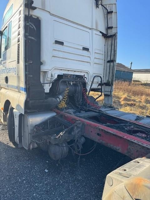 MAN TGX 18-440 4x2 LLS-U mega - יחידת טרקטור: תמונה 3 MAN TGX 18-440 4x2 LLS-U mega - יחידת טרקטור: תמונה 3