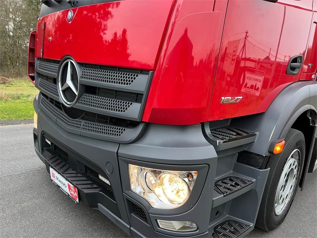 Mercedes-Benz Antos 1827 LnR - משאית תיבה: תמונה 4 Mercedes-Benz Antos 1827 LnR - משאית תיבה: תמונה 4