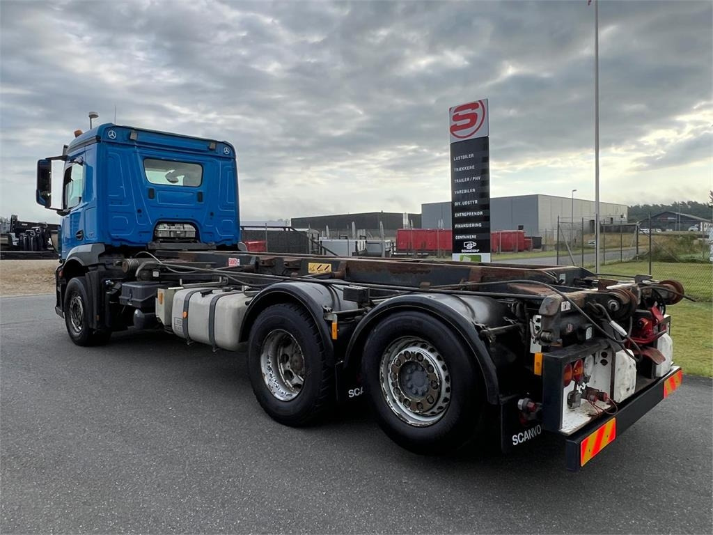Mercedes-Benz Antos 2546 L - משאית דילוג העמסה: תמונה 2 Mercedes-Benz Antos 2546 L - משאית דילוג העמסה: תמונה 2