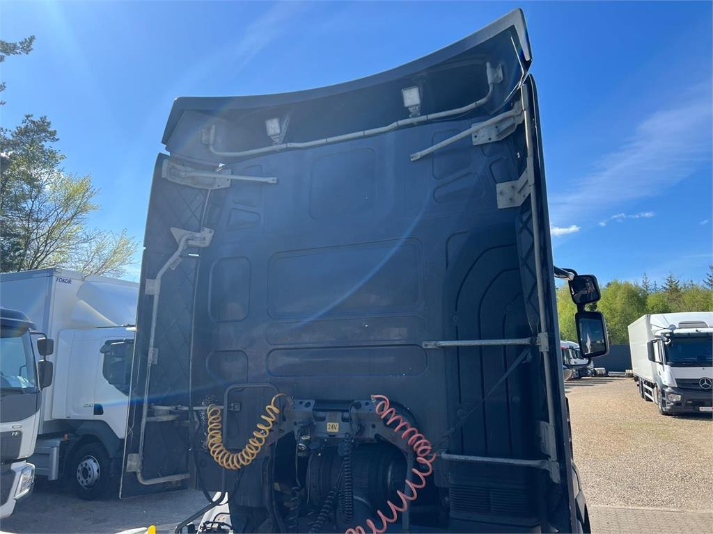 Renault Premium 440 DXI - יחידת טרקטור: תמונה 3 Renault Premium 440 DXI - יחידת טרקטור: תמונה 3