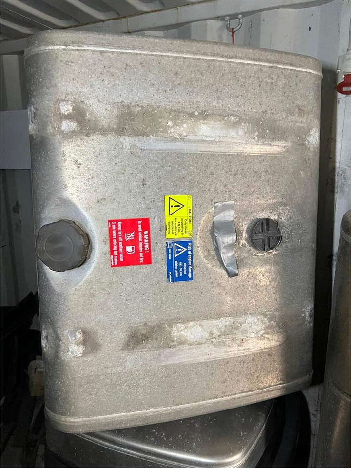 Scania 350 ltr dieseltank nr 1517005 - מכל דלק עבור משאית: תמונה 1 Scania 350 ltr dieseltank nr 1517005 - מכל דלק עבור משאית: תמונה 1
