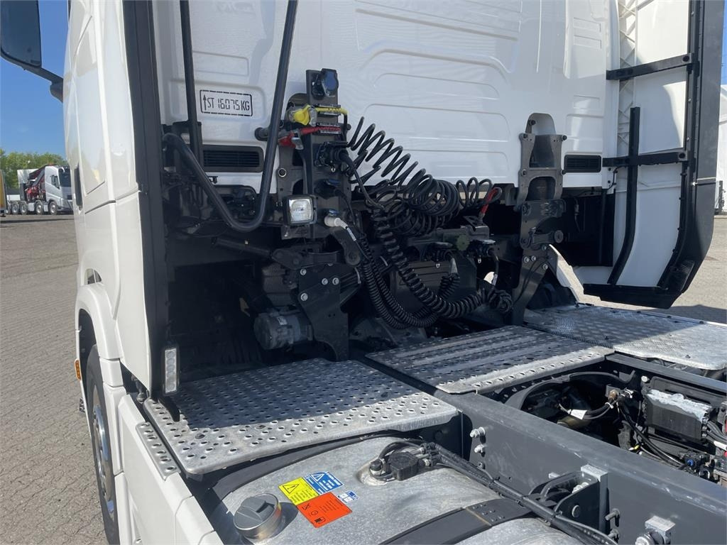 Scania S660 A 6x2 NB 2950 - יחידת טרקטור: תמונה 5 Scania S660 A 6x2 NB 2950 - יחידת טרקטור: תמונה 5