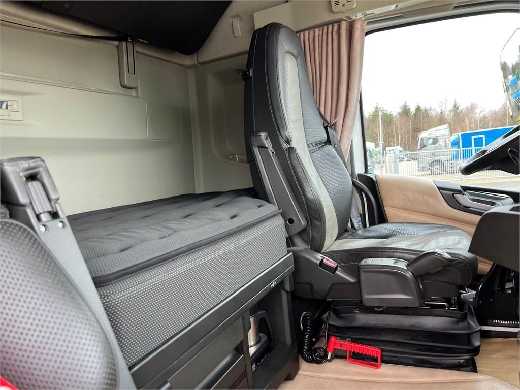 Volvo FH500 4x2 x-low mega - יחידת טרקטור: תמונה 5 Volvo FH500 4x2 x-low mega - יחידת טרקטור: תמונה 5