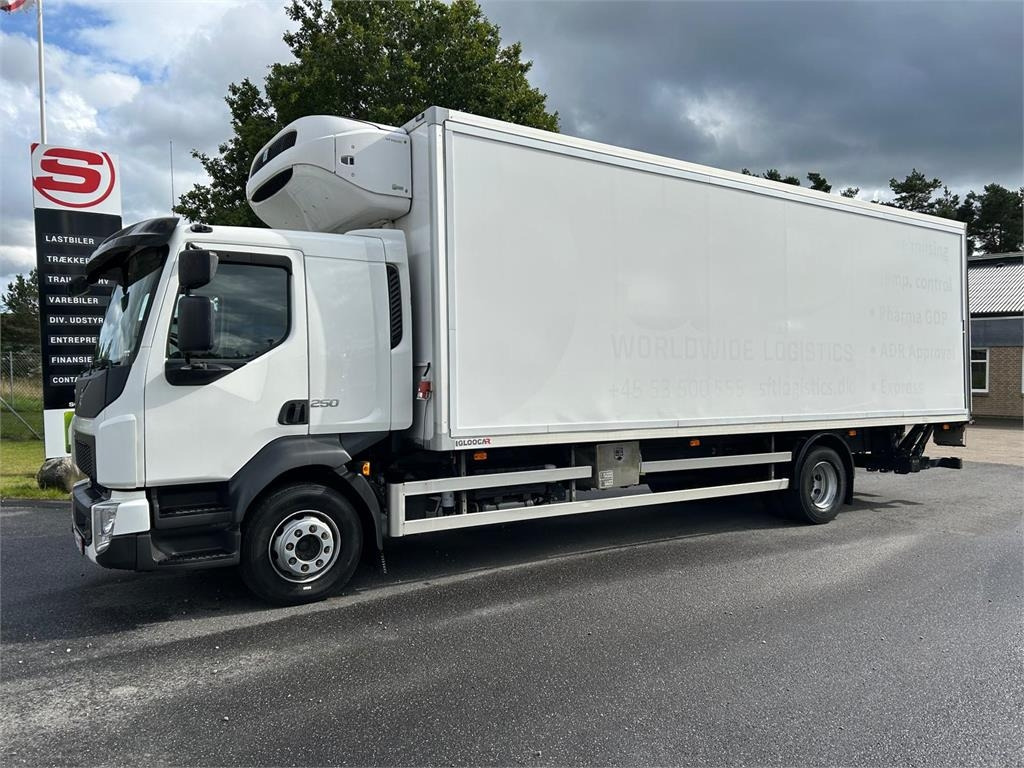 Volvo FL 250 16 ton - משאית קירור: תמונה 1 Volvo FL 250 16 ton - משאית קירור: תמונה 1