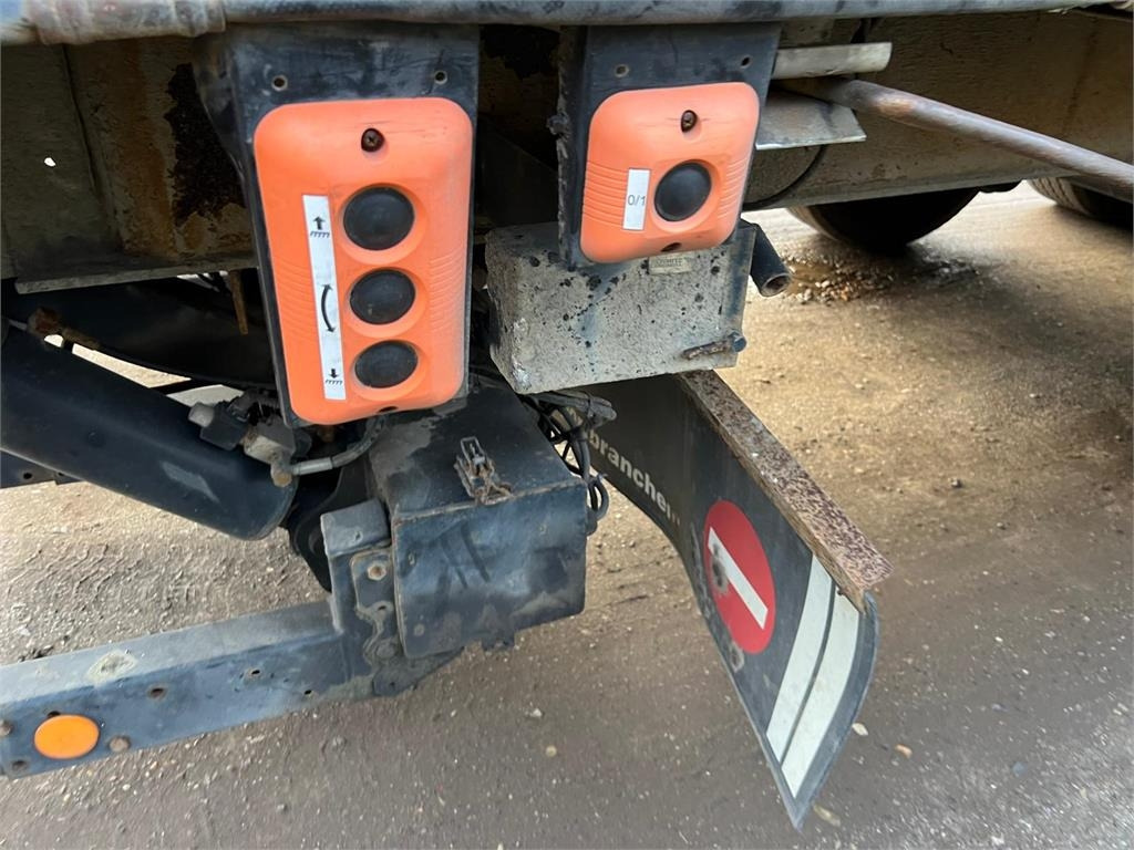 Zepro ZHD 3000-150 MA lift - מעלית אחורית: תמונה 4 Zepro ZHD 3000-150 MA lift - מעלית אחורית: תמונה 4