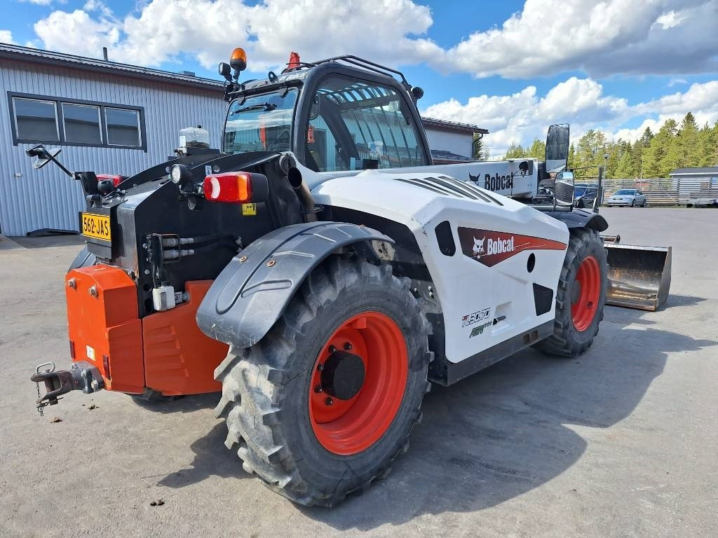 Bobcat TL30.70 KUROTTAJA - מפעיל טלסקופי: תמונה 4 Bobcat TL30.70 KUROTTAJA - מפעיל טלסקופי: תמונה 4