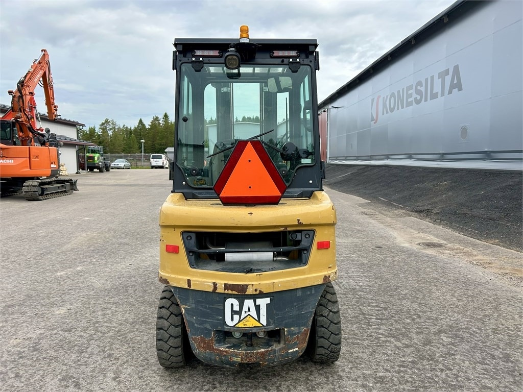 CAT DP 25 NT - מלגזת סולר: תמונה 3 CAT DP 25 NT - מלגזת סולר: תמונה 3