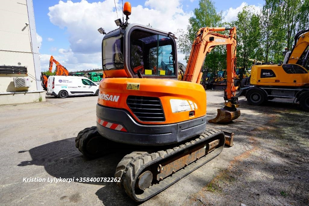 Doosan DX60R ENGCONILLA - מיני מחפר: תמונה 5 Doosan DX60R ENGCONILLA - מיני מחפר: תמונה 5