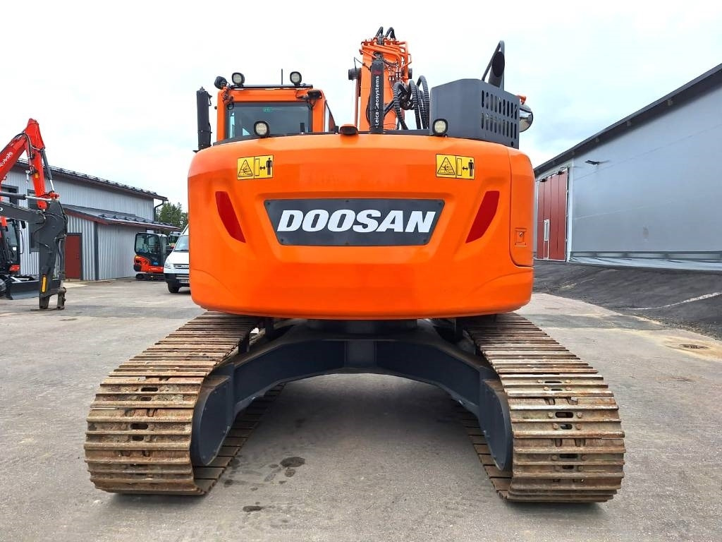 Doosan MYYTY! SOLD! DX235LCR-5 PYÖRITTÄJÄ - מחפר סורק: תמונה 3 Doosan MYYTY! SOLD! DX235LCR-5 PYÖRITTÄJÄ - מחפר סורק: תמונה 3