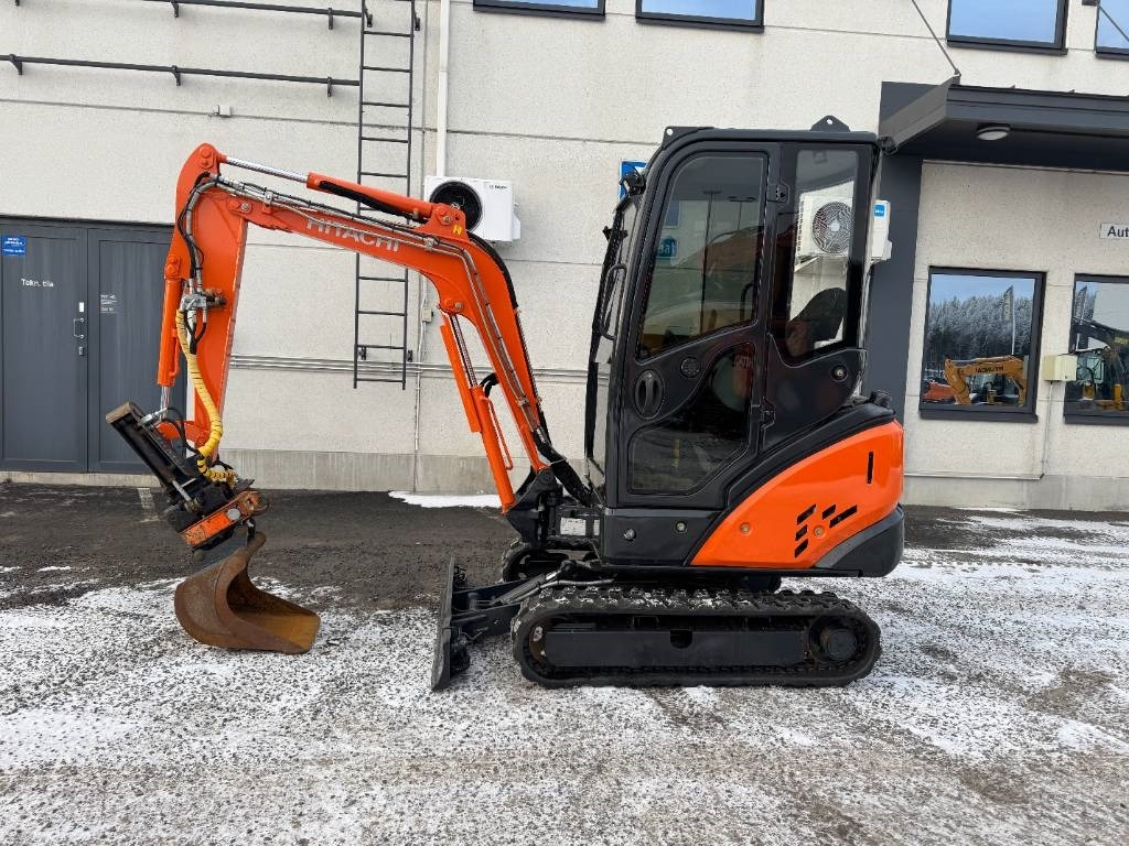 Hitachi MYYTY! SOLD! ZX 18-3 CLR Kallistaja ja pyöritys - מיני מחפר: תמונה 1 Hitachi MYYTY! SOLD! ZX 18-3 CLR Kallistaja ja pyöritys - מיני מחפר: תמונה 1