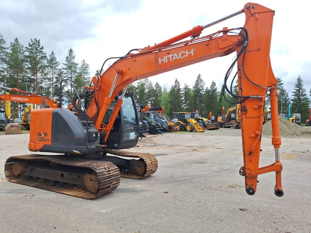 Hitachi MYYTY!!SOLD!! ZX135USB-5 RASVARILLA - מחפר סורק: תמונה 5 Hitachi MYYTY!!SOLD!! ZX135USB-5 RASVARILLA - מחפר סורק: תמונה 5