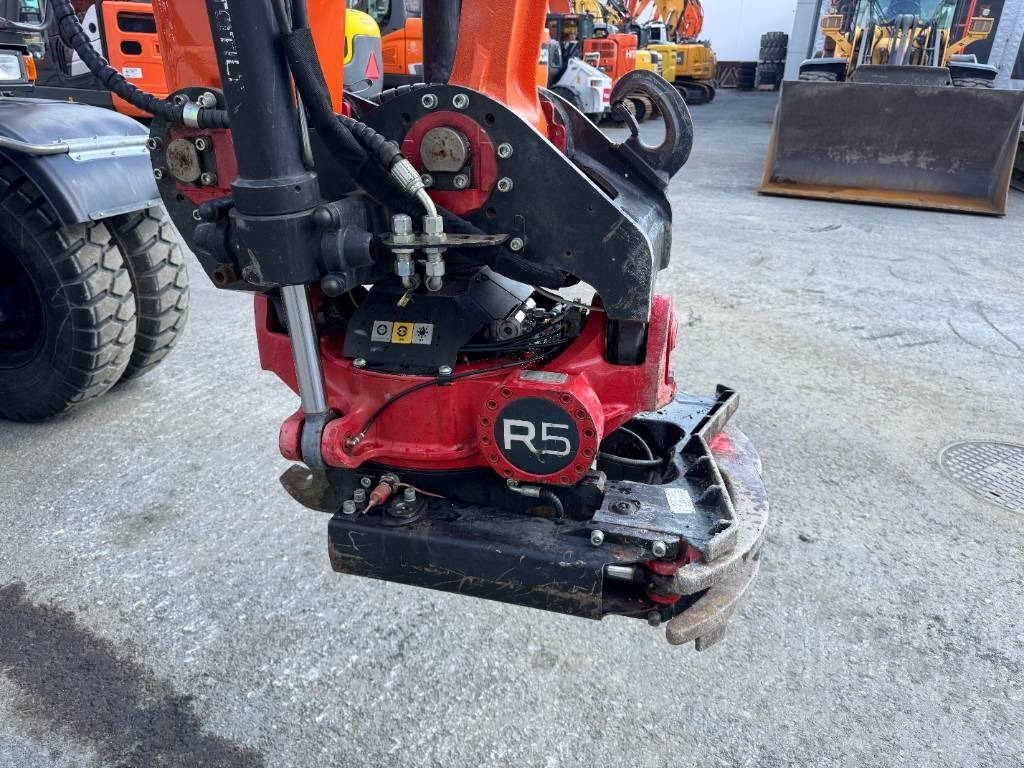 מחפר גלגלים Hitachi MYYTY! SOLD! ZX145W-6 PYÖRITTÄJÄLLÄ: תמונה 8