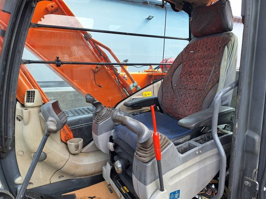 מחפר סורק Hitachi MYYTY! SOLD! ZX160LC-3: תמונה 12
