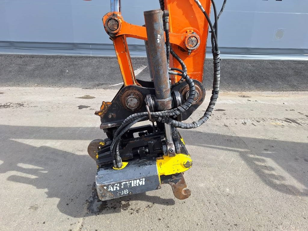 מחפר סורק Hitachi MYYTY! SOLD! ZX160LC-3: תמונה 9