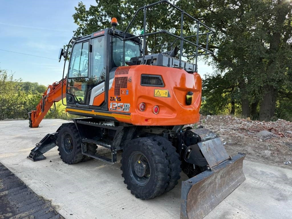 Hitachi ZX 135 W-7 - מחפר גלגלים: תמונה 2 Hitachi ZX 135 W-7 - מחפר גלגלים: תמונה 2