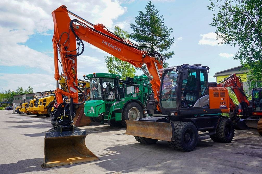 Hitachi ZX 140 W-6 - מחפר גלגלים: תמונה 2 Hitachi ZX 140 W-6 - מחפר גלגלים: תמונה 2