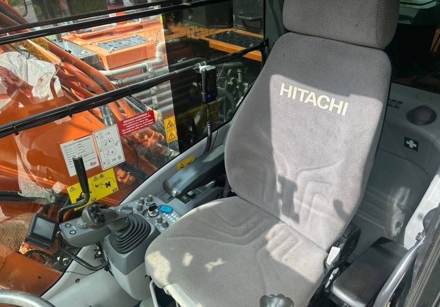 מחפר גלגלים Hitachi ZX 145 W-6: תמונה 9
