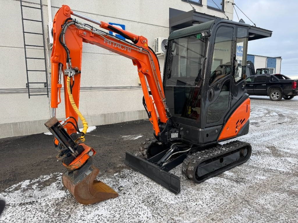 Hitachi ZX 18-3 CLR Kallistaja ja pyöritys - מיני מחפר: תמונה 2 Hitachi ZX 18-3 CLR Kallistaja ja pyöritys - מיני מחפר: תמונה 2