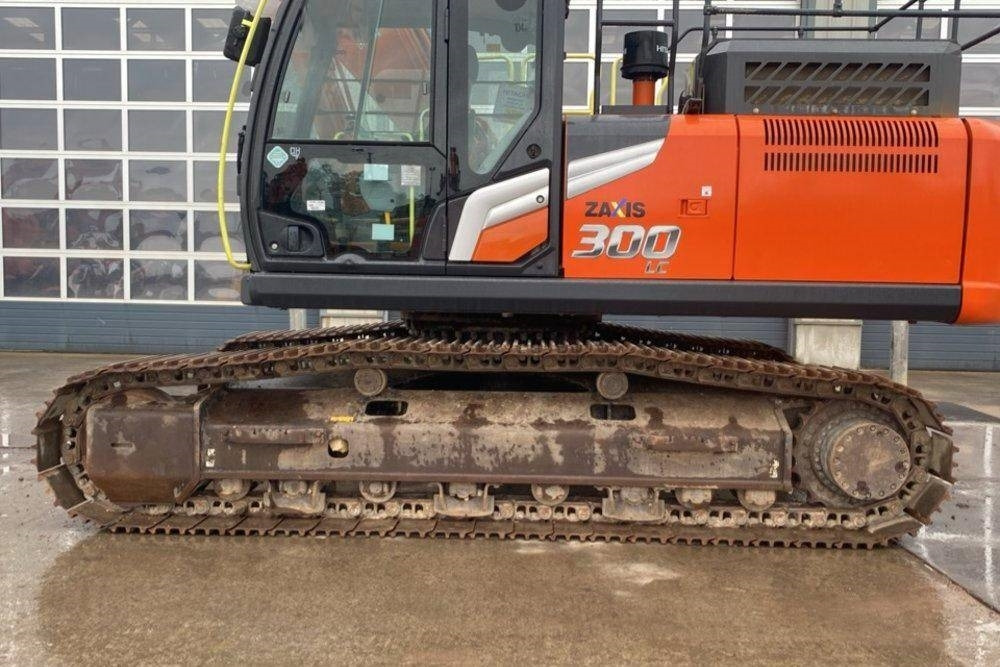 מחפר סורק Hitachi ZX 300 LC-7: תמונה 9