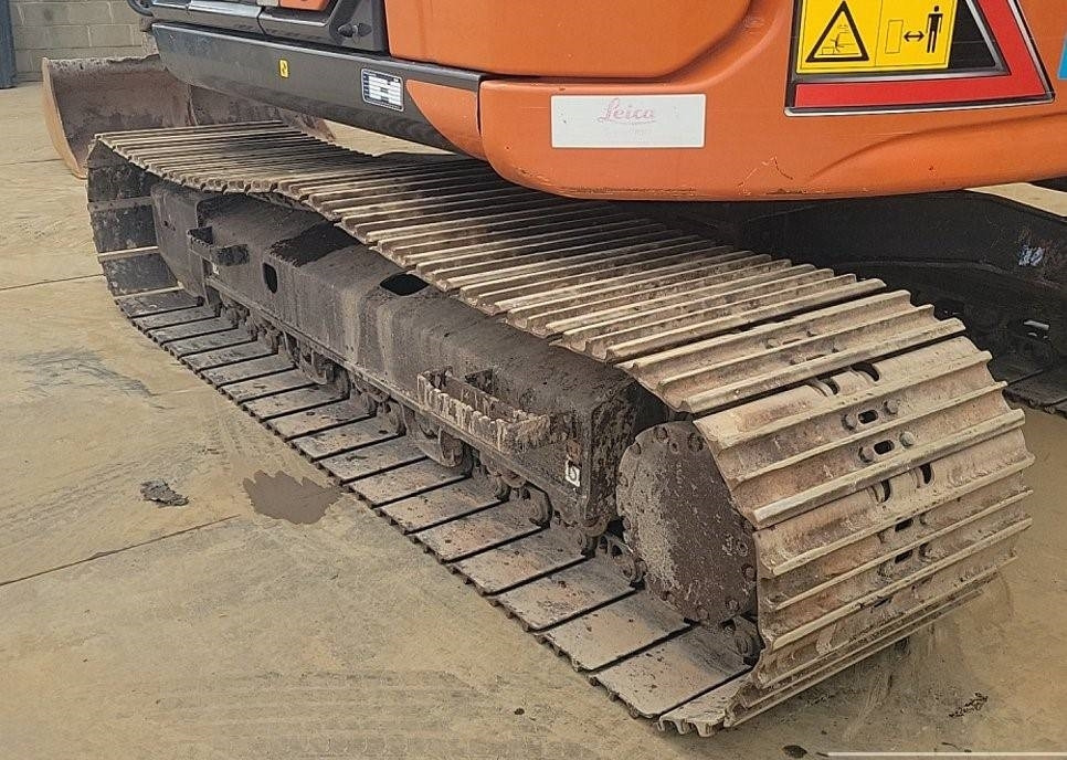 Hitachi ZX135US-7 - מחפר סורק: תמונה 3 Hitachi ZX135US-7 - מחפר סורק: תמונה 3